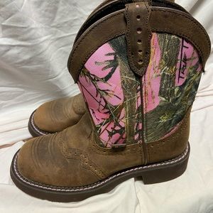 Justin Pink Camo Boots Leather